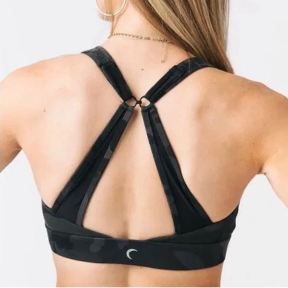 ZYIA Active Forest Camo Adjustable V Mesh Sports Bra Size S